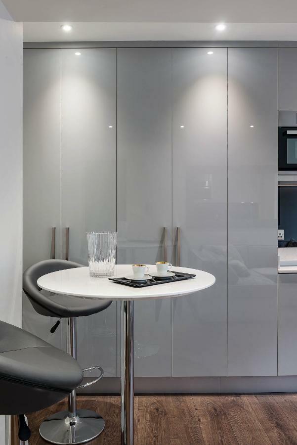 Beautiful Chelsea Apartment In Fashion District Лондон Екстер'єр фото